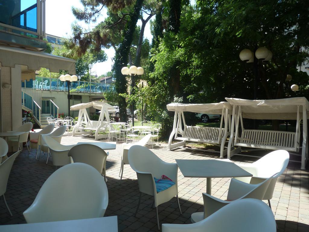 Hotel Astra Milano Marittima Eksteriør bilde