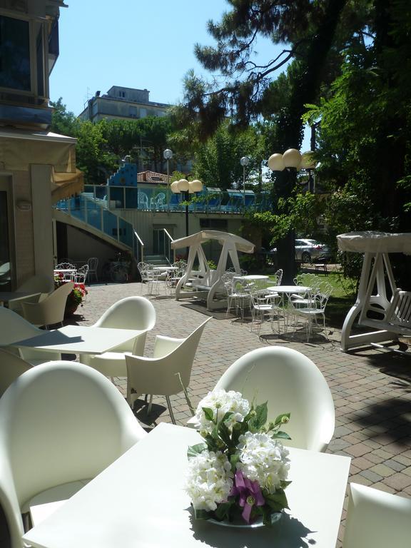 Hotel Astra Milano Marittima Eksteriør bilde