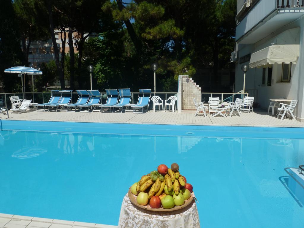 Hotel Astra Milano Marittima Eksteriør bilde