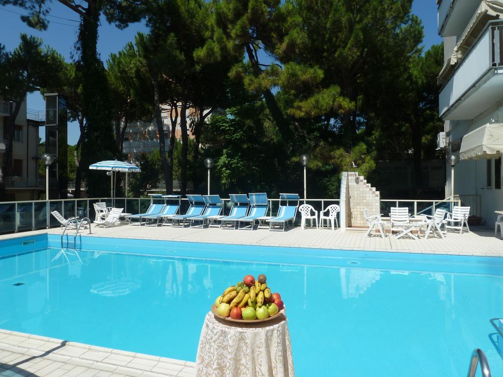 Hotel Astra Milano Marittima Eksteriør bilde